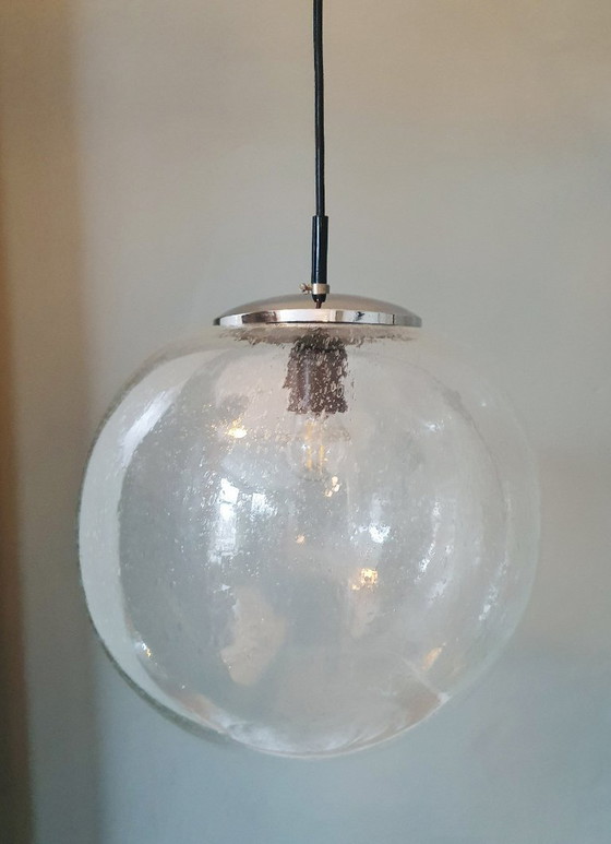 Image 1 of Grande lampada a sospensione/lampada a globo vintage con bolle d'aria chiuse (30 cm).