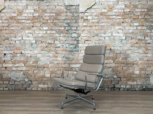 Vitra EA222 Soft Pad – fauteuils, Leather (photo 2 of 15)