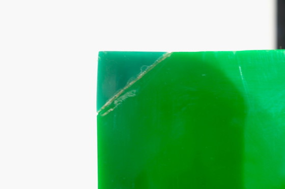 Image 1 of Lampadaire rectangulaire en plexiglas vert et blanc, Italie - années 1970