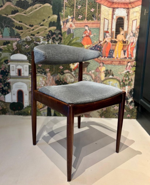 Ensemble de magnifiques chaises en corne de vache du milieu du siècle