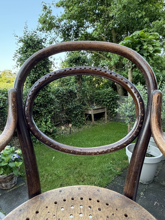 Image 1 of Preciosa trona antigua Thonet (modelo n.º 1) – Años 1895-1910 – ¡Doble marca!