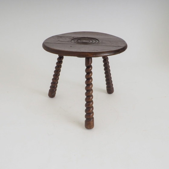 Franse eikenhouten driepoot bijzettafel, toegeschreven aan Charles Dudouyt. – Wood (photo 17 of 17)