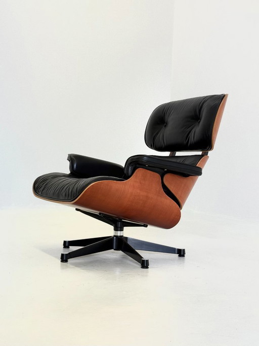 Eames Lounge Chair von Charles und Ray Eames für Vitra