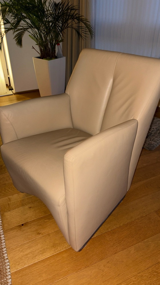 2 Leolux Galathea Sahel Senso leather Armchairs all around – Chrome (photo 2 of 5)