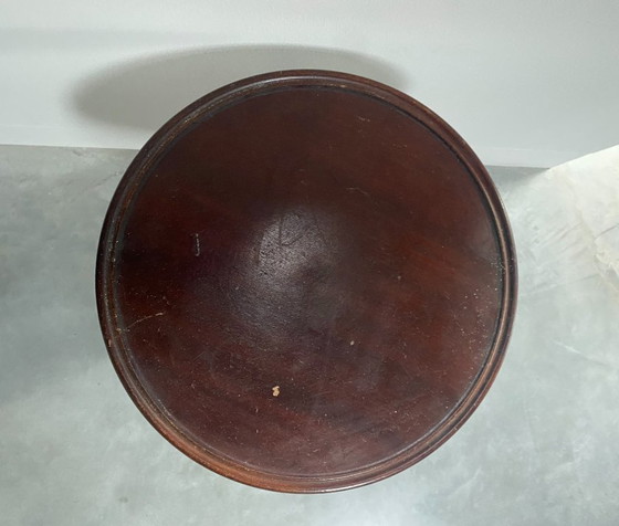 Image 1 of Mesa auxiliar clásica de madera, patas torneadas, ca. 1930-1970