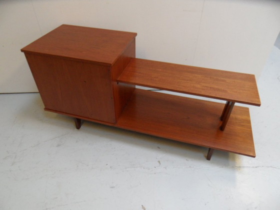 Image 1 of Bibliothèque-séparateur de pièce style années 50