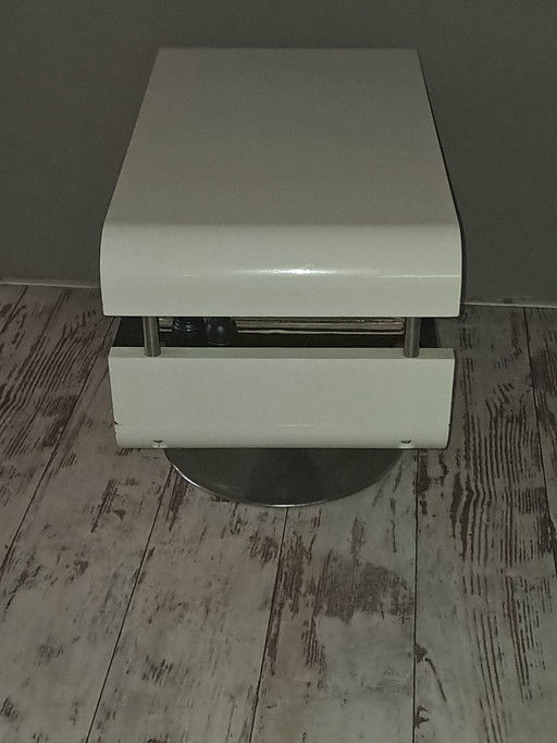 70's Vintage Space Age Side Table Draaibaar – bijzettafels, Metal, Plastic (photo 2 of 6)