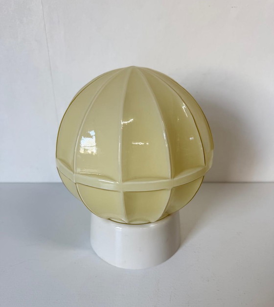 Image 1 of Fraai gevormde Lampada da soffitto Art Deco crème zacht gel vintage