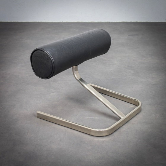 Image 1 of Loungefauteuil met voetenbank van Tecta, jaren 90