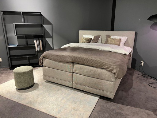 Boxspring Noflik Vast