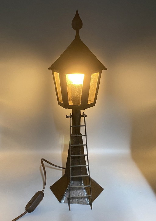 Vintage handgesmede smeedijzeren vuurtoren tafellamp – Rustieke