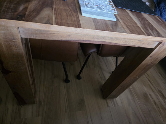 Image 1 of Wunderschöner, ausziehbarer Esstisch aus Sheesham-Holz von Xooon.