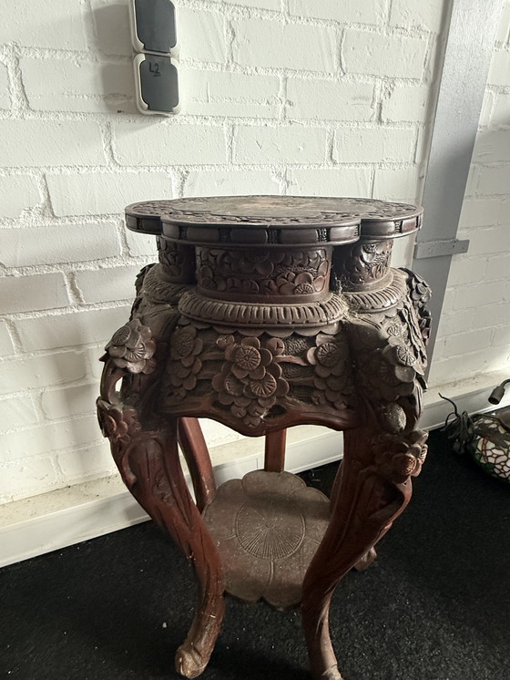 Image 1 of Support à plantes vintage en bois dur sculpté chinois