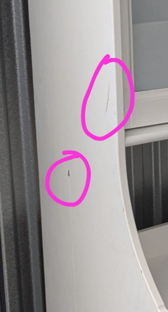 Image 1 of Armadio per porcellane bianco