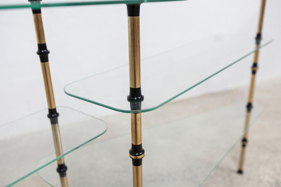 Image 1 of Étagère Présentoir Boulangerie Vitrine de Magasin en Verre et Laiton 1950