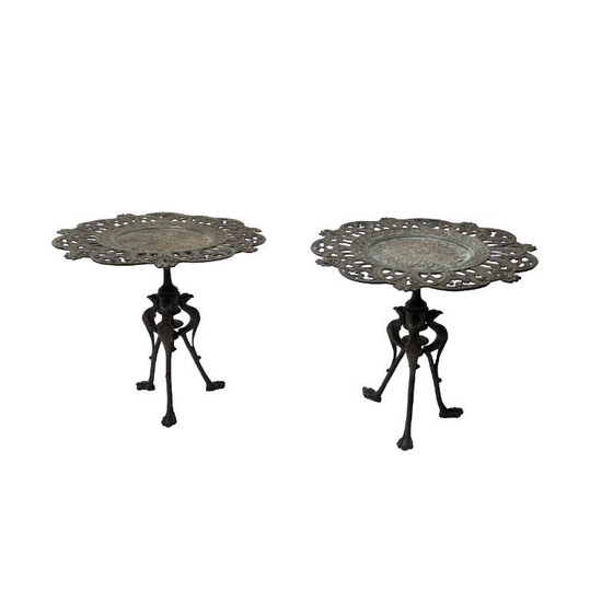 Image 1 of Set of 2 bronze Gothic tazzas