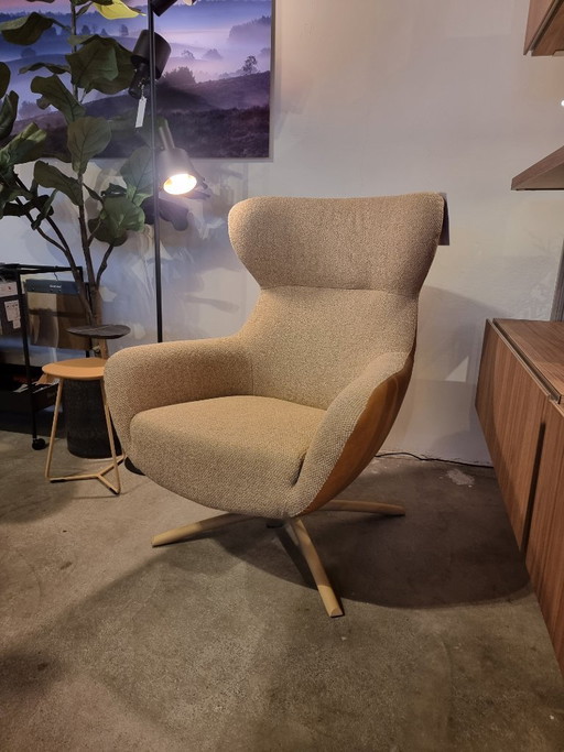 Layla fauteuil — Bree's New World