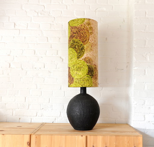 Vintage brutalist chamotte klei lampvoet met handgemaakte lampenkap