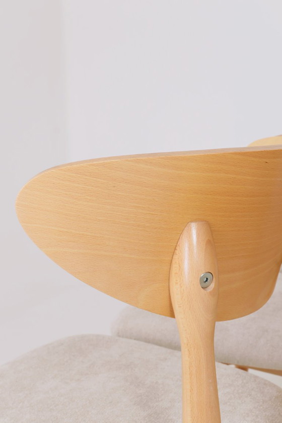 Image 1 of Moderne set van 6 eetkamerstoelen, ecru Farbic en natuurlijk beukenhout