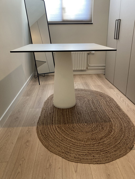 Moooi Container table