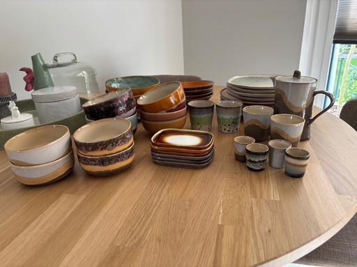 Te koop: HK Living servies 39-delig, alleen ophalen! Waarde € 486,02