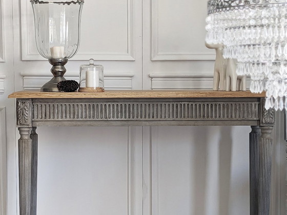 Image 1 of MonAntonine Le Refuge Gris