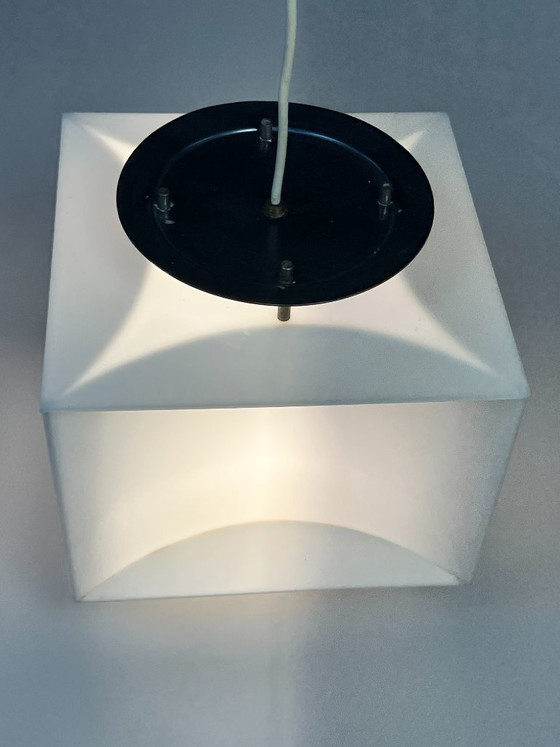 Suspension Cube Blanc Vintage, Space Age, Années 1970 – Métal, Plastique (photo 10 of 18)