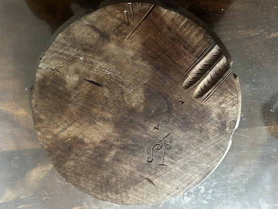 Image 1 of Plat Déco Vintage Bois Massif Sculpté Yin et Yang Diamètre 28 cm