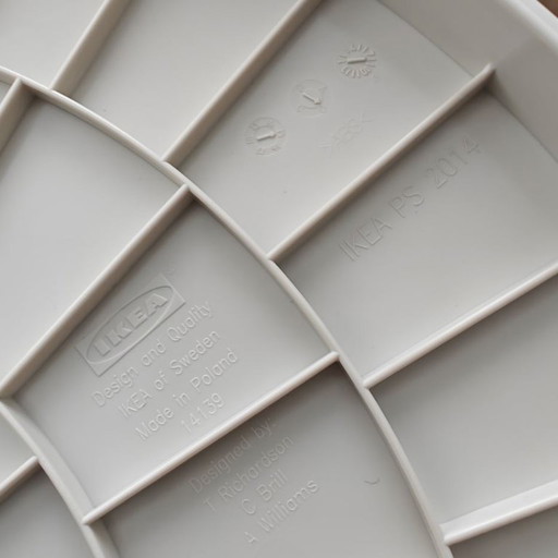 Table d'appoint IKEA PS 2014 T. Richardson, C. Brill et A. Williams 2014 – bijzettafels, Metal, Plastic (photo 2 of 14)