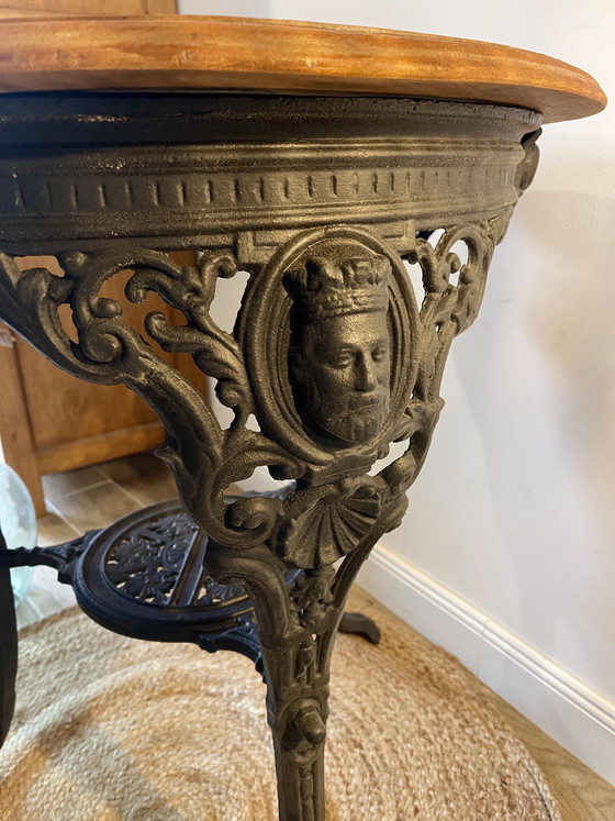 Image 1 of Englischer Kneipentisch um 1901