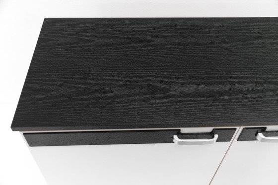 Image 1 of Credenza Space Age in bianco e nero, anni '60