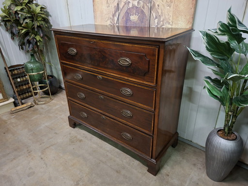 Antike englische Kommode, Kommode, hinter der obersten Schublade befindet sich ein Schreibfach ca. 1860 Abmessung 120x49 und 115