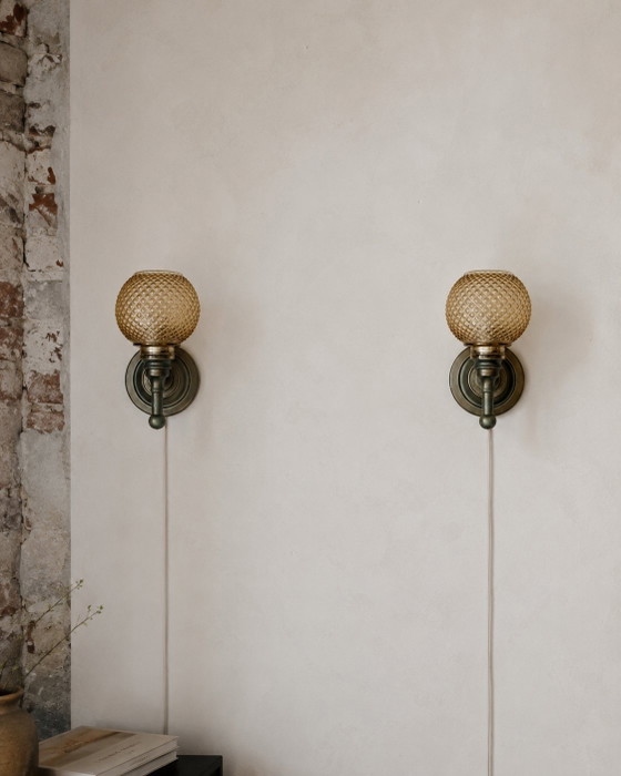 Image 1 of Set di 2 lampade da parete vintage con vetro ambrato