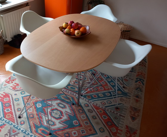 Image 1 of 4 sillas Vitra Eames DAR