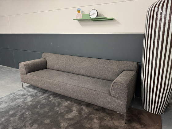 Image 1 of Sofá de 4 plazas de diseño en Stock Bloq