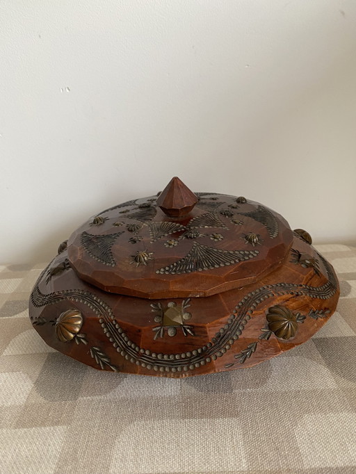 Antieke pot met deksel - hand carved - antique