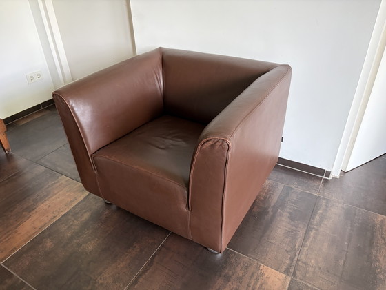 Image 1 of Drie Gelderland 4800 stoelen en poef bekleding leer