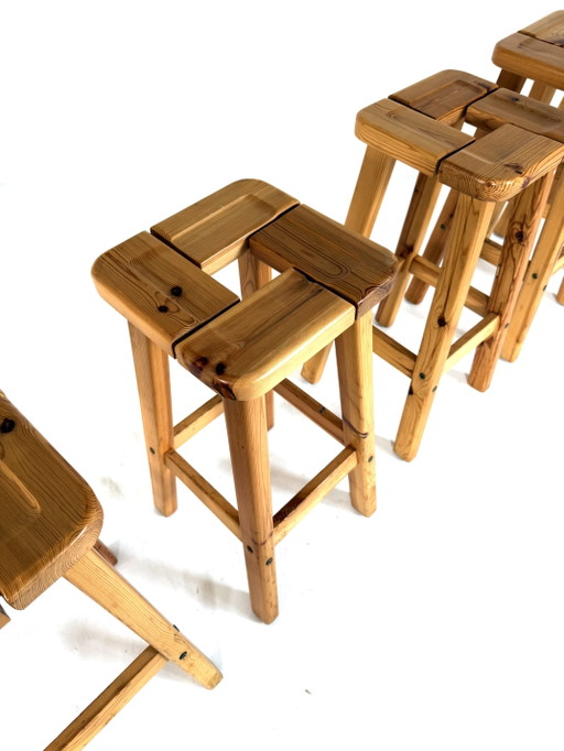6x grenenhouten barkruk, stijl Olof Ottelin ‘50
