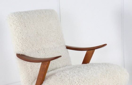 Image 1 of Poltrona vintage imbottita color crema modello 'Almere' | 2 pezzi disponibili