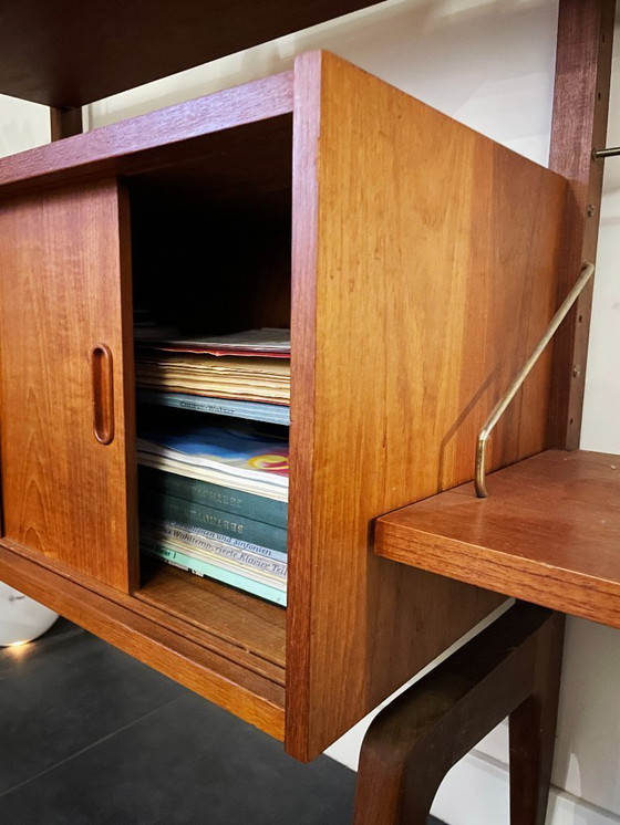 Image 1 of Poul Cadovius / Cado freestanding 3-piece wall system