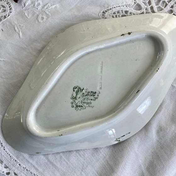 Image 1 of Piccolo piatto da portata in terracotta di Saint Amand et Hamage, motivo a platano verde