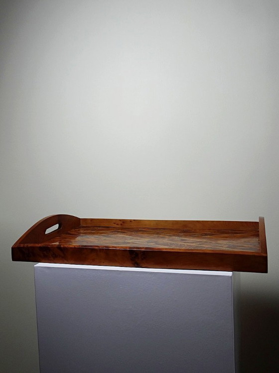 Image 1 of Bandeja grande con incrustaciones de madera de tuya limonera, artesanía marroquí de los años 80-90.