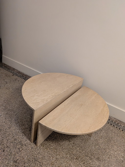 Table ronde en travertin, UP&UP, Italie, années 1970