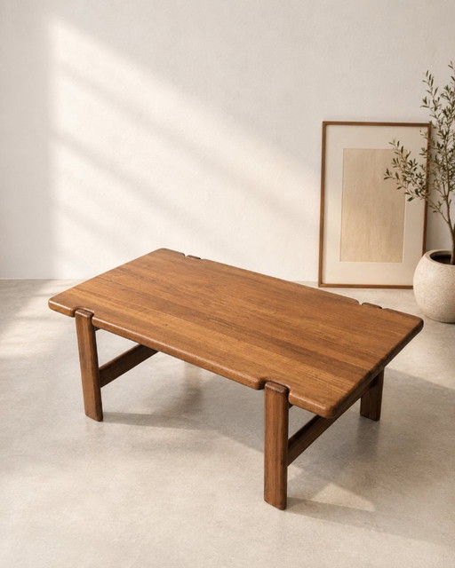 Table basse danoise en teck massif Niels Bach