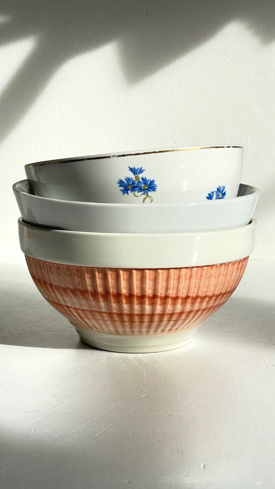 Image 1 of Vintage Ceramic Blueberry Bowls