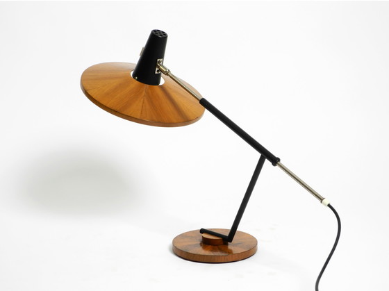 Image 1 of Lampe de table moderne Mid Century par George Frydman pour Temde avec placage de teck en très bon état