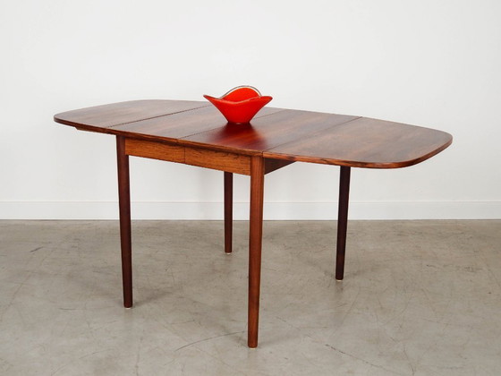 Image 1 of Table en palissandre, design danois, années 1970, fabrication : Danemark
