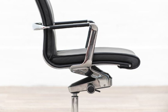 Image 1 of Icf Una Chair Executive Directiestoel