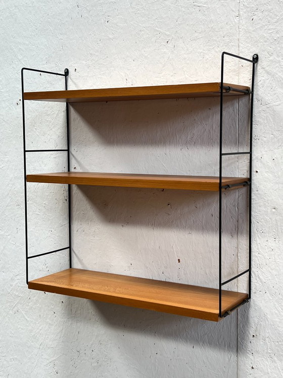 Mobiletto/appendiabiti da parete vintage con corde, Svezia, anni '70 – String, Scaffali a muro, Wood (photo 3 of 12)