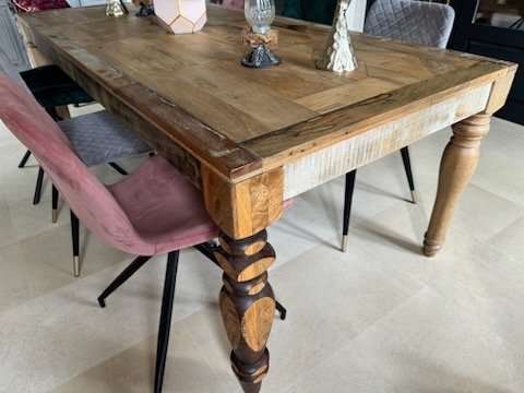 Table Kare  design 